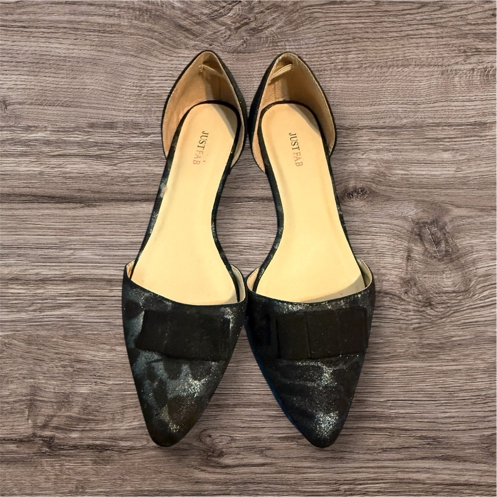 JustFab Elegant Black and Silver Pointed Flats Maddie size 8 NEW